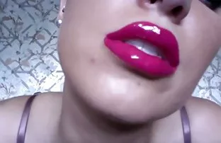 老祖父烧白色丝袜的母鸡为手淫剃光帽